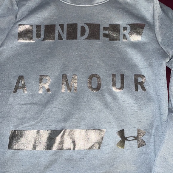 - Adorable Under Armour sweatshirt XS - Picture 2 of 3